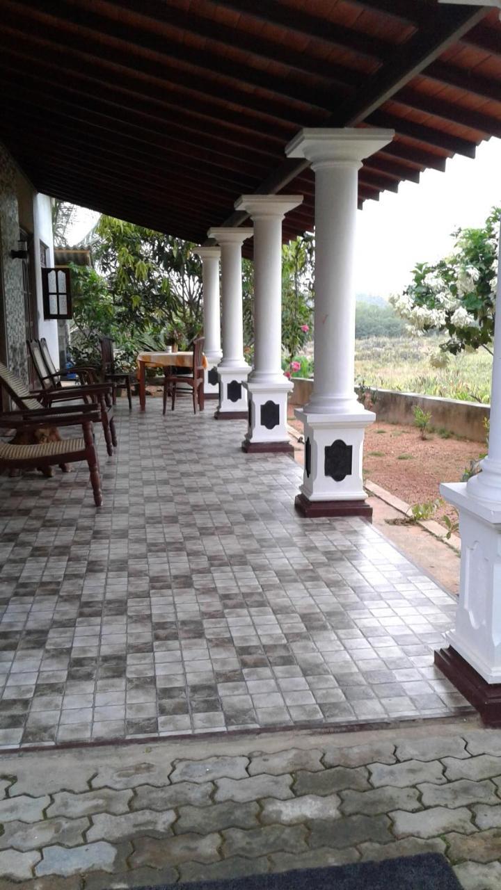 Deutsche Villa Hikkaduwa Exterior photo